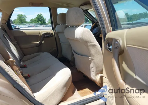 2002 Saturn L-Series L300 из США, поврежденный, VIN 1G8JW54R82Y565720